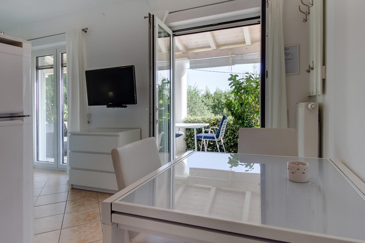 Apartments Del Sole نيغيزيني الغرفة الصورة