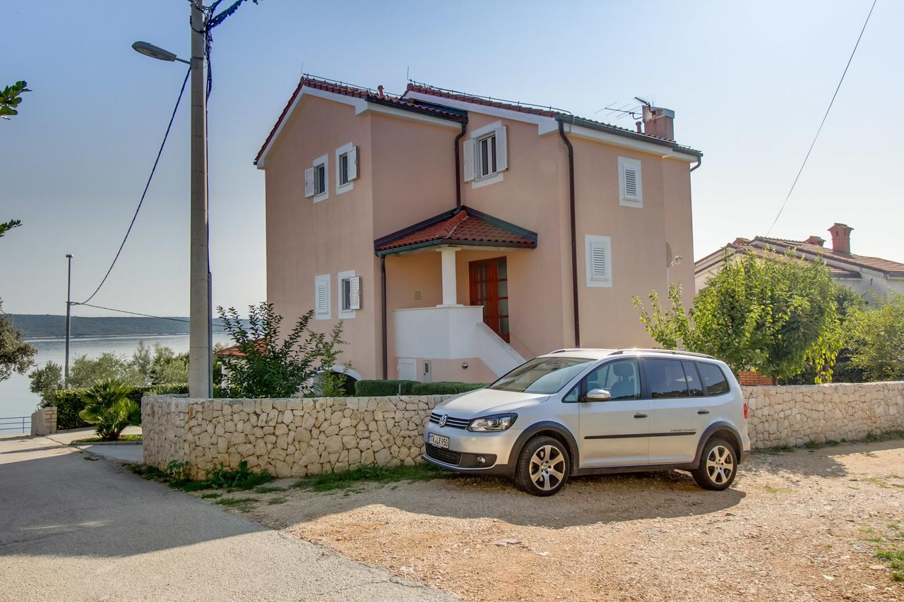 Apartments Del Sole نيغيزيني الغرفة الصورة