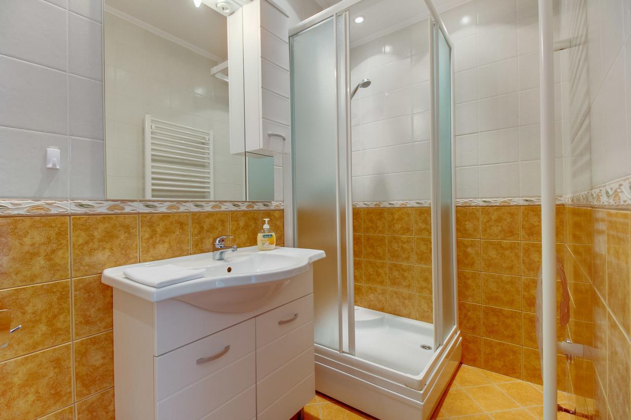 Apartments Del Sole نيغيزيني الغرفة الصورة